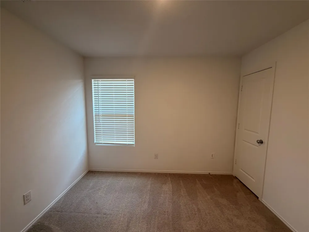 465 Whistlestop Way Ferris, TX 75125