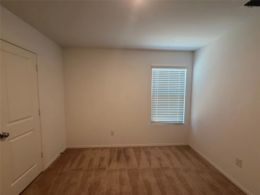 465 Whistlestop Way Ferris, TX 75125