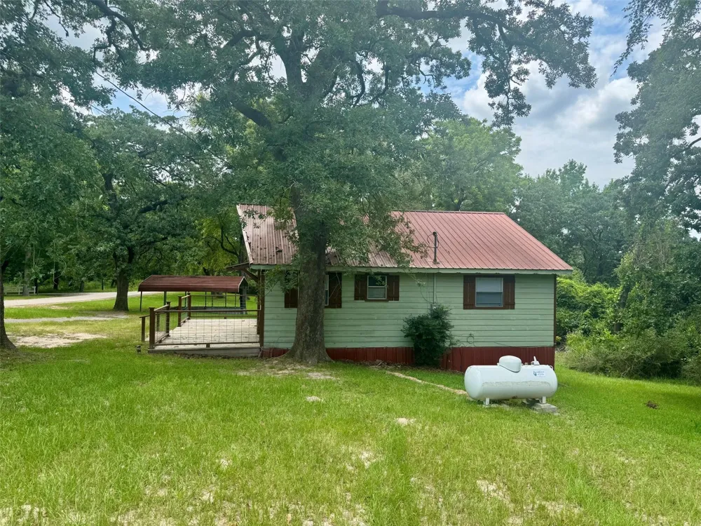 225 Tram Road Crockett, TX 75835