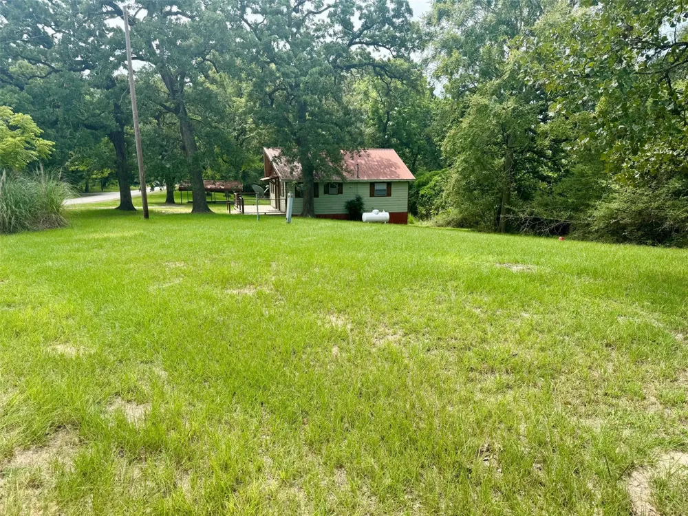 225 Tram Road Crockett, TX 75835