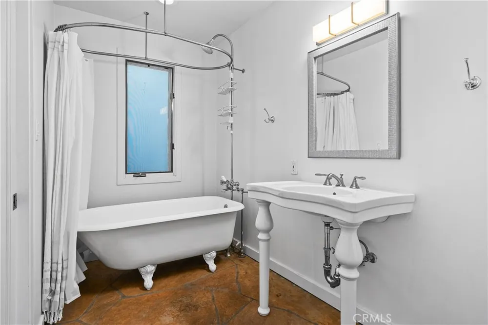 14 Anchorage Marina del Rey, CA 90292
