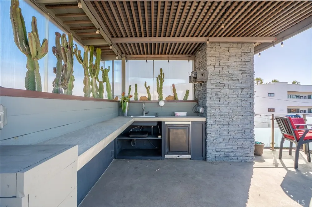 14 Anchorage Marina del Rey, CA 90292