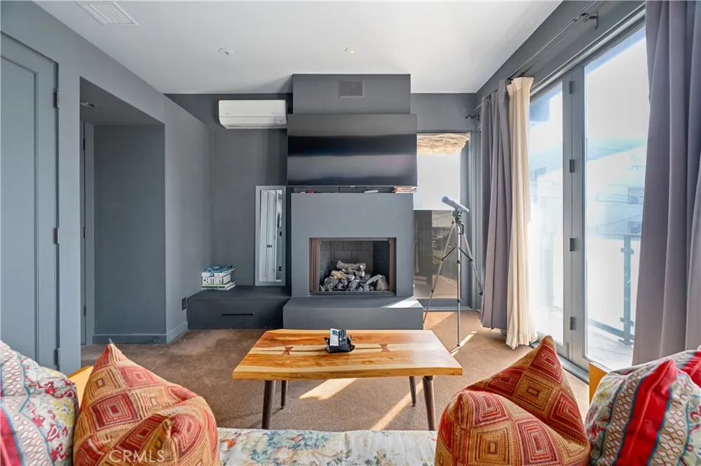 14 Anchorage Marina del Rey, CA 90292