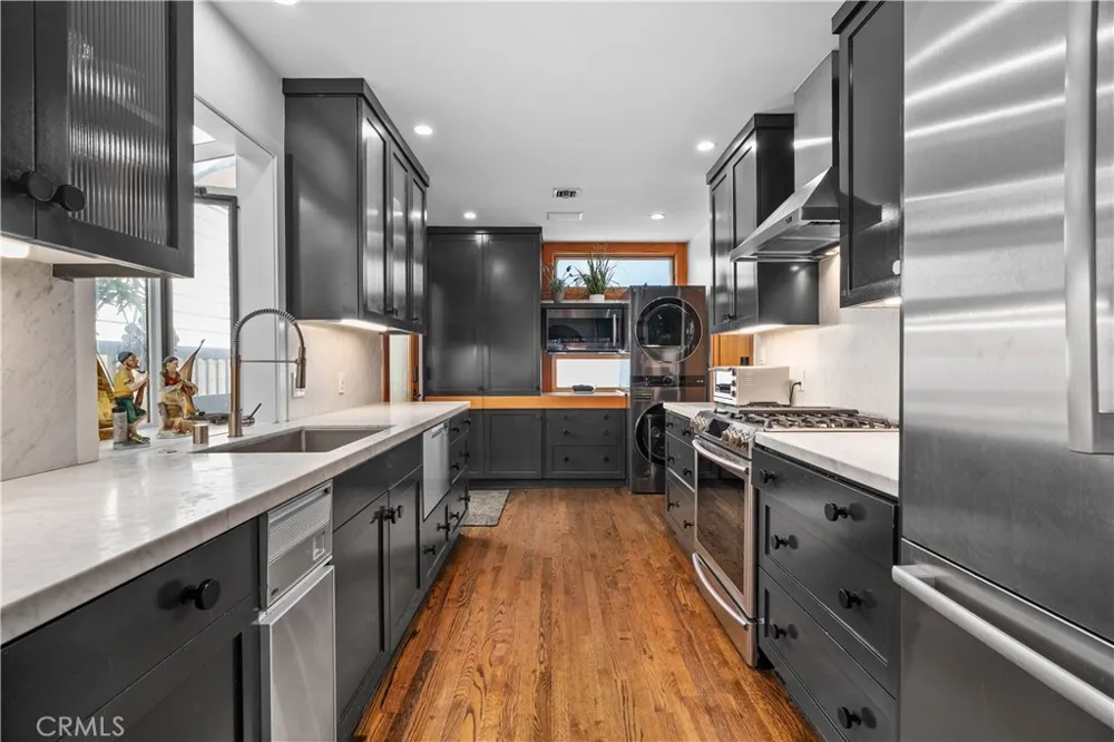 14 Anchorage Marina del Rey, CA 90292