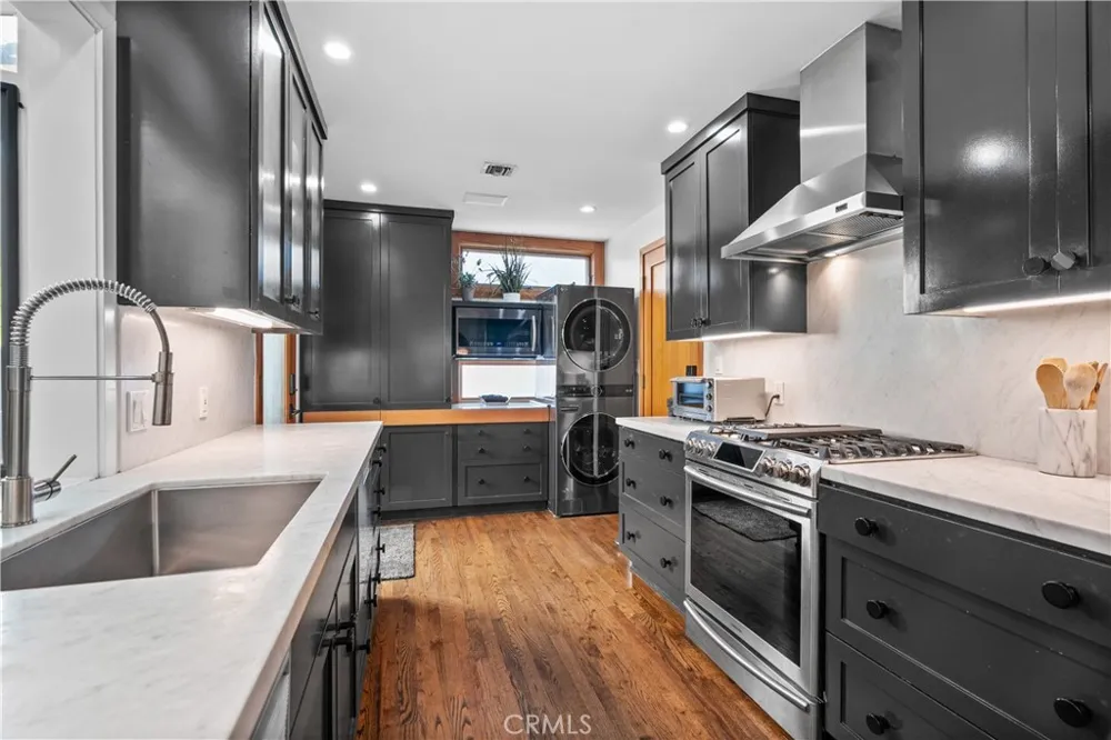 14 Anchorage Marina del Rey, CA 90292