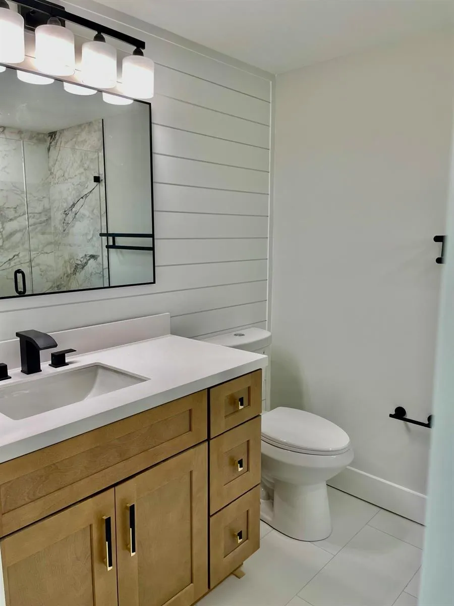 2324 NE Pine Ridge Street Jensen Beach, FL 34957