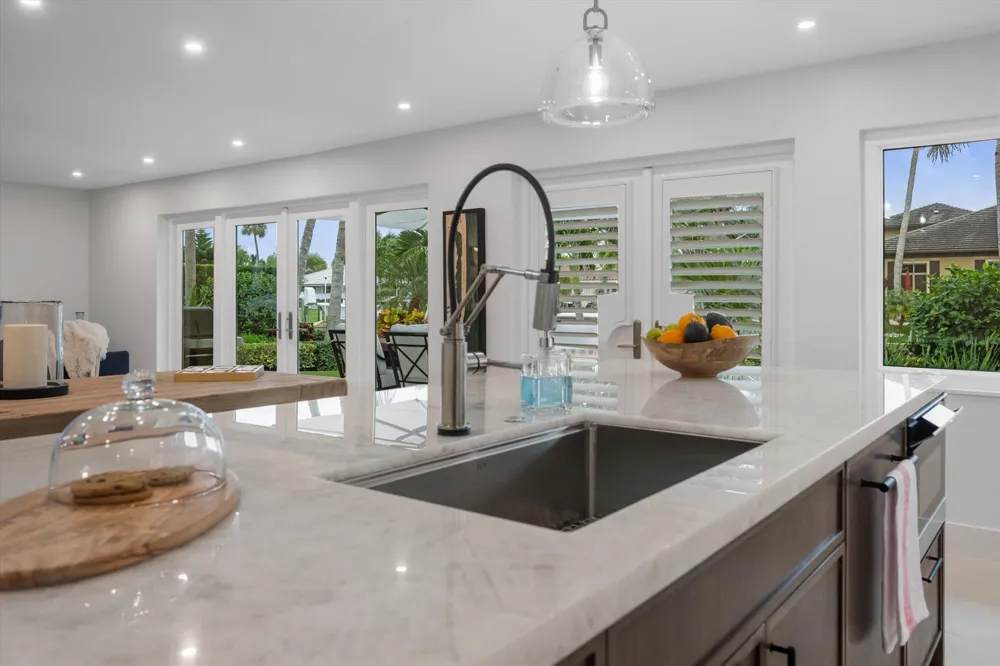 8884 SE Pelican Island Way Hobe Sound, FL 33455
