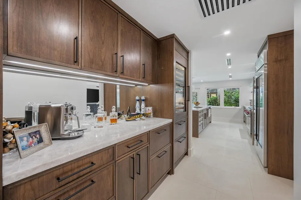 8884 SE Pelican Island Way Hobe Sound, FL 33455