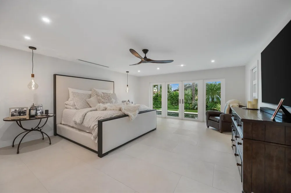 8884 SE Pelican Island Way Hobe Sound, FL 33455
