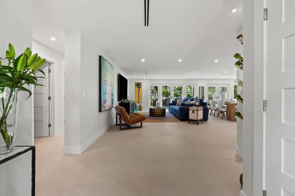 8884 SE Pelican Island Way Hobe Sound, FL 33455