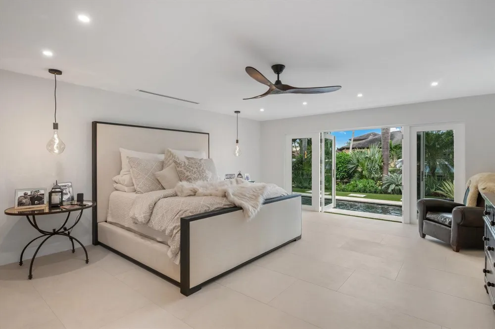 8884 SE Pelican Island Way Hobe Sound, FL 33455