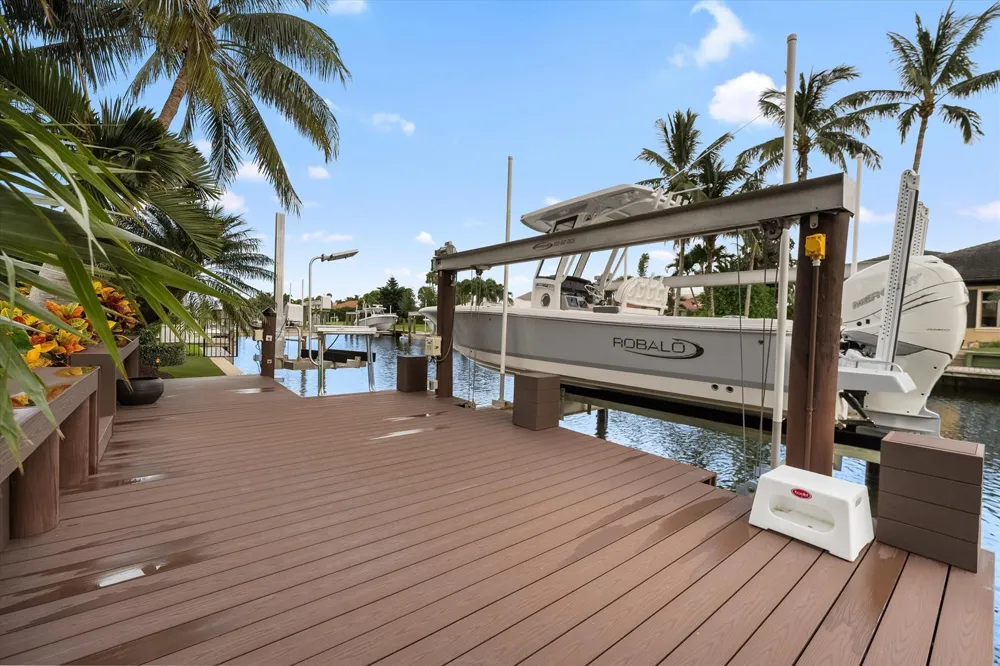 8884 SE Pelican Island Way Hobe Sound, FL 33455