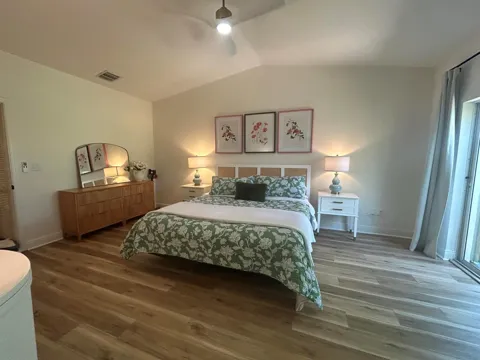 12768 Westhampton Circle