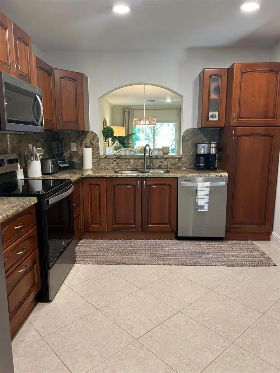 12768 Westhampton Circle Wellington, FL 33414