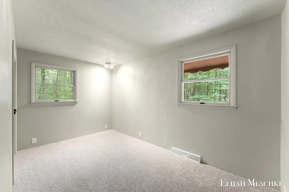1160 Scenic Drive Laketon Township, MI 49445