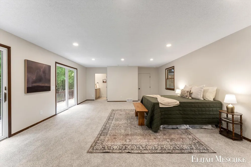 1160 Scenic Drive Laketon Township, MI 49445