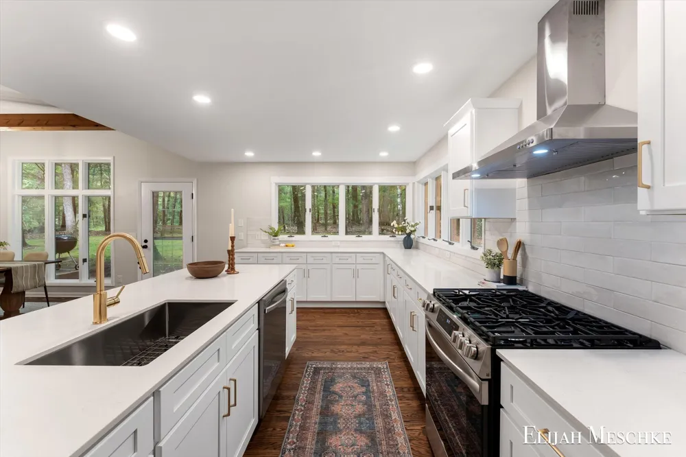 1160 Scenic Drive Laketon Township, MI 49445