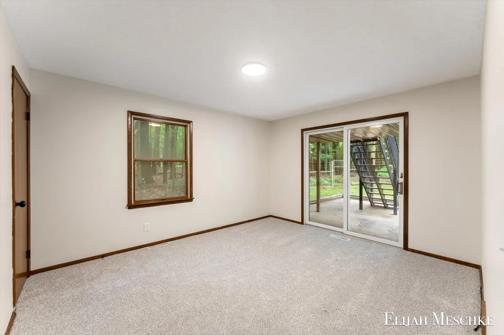 1160 Scenic Drive Laketon Township, MI 49445