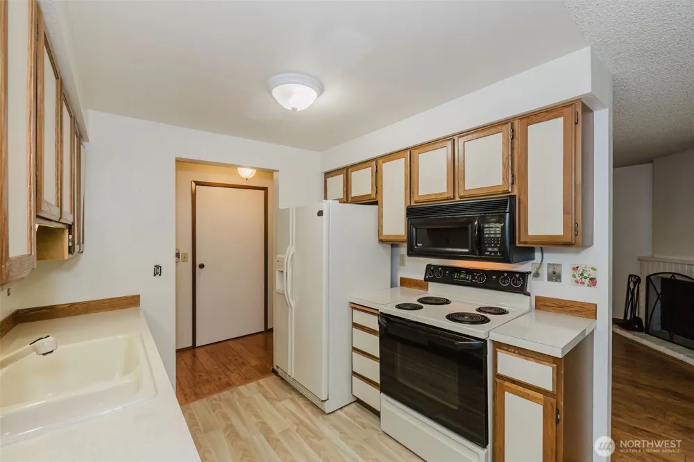 3580 Narrows View Lane NE #103 Bremerton, WA 98310