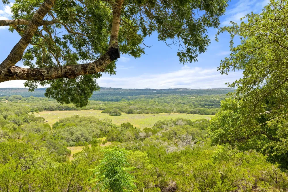 505 Red Corral Ranch Road Wimberley, TX 78676