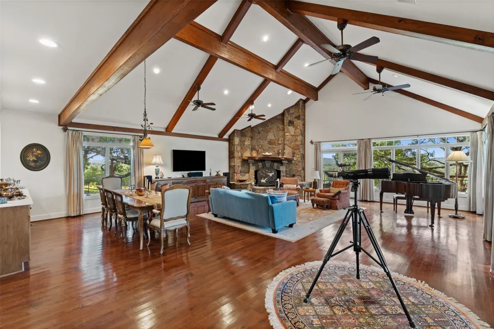 505 Red Corral Ranch Road Wimberley, TX 78676