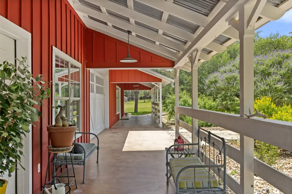 505 Red Corral Ranch Road Wimberley, TX 78676