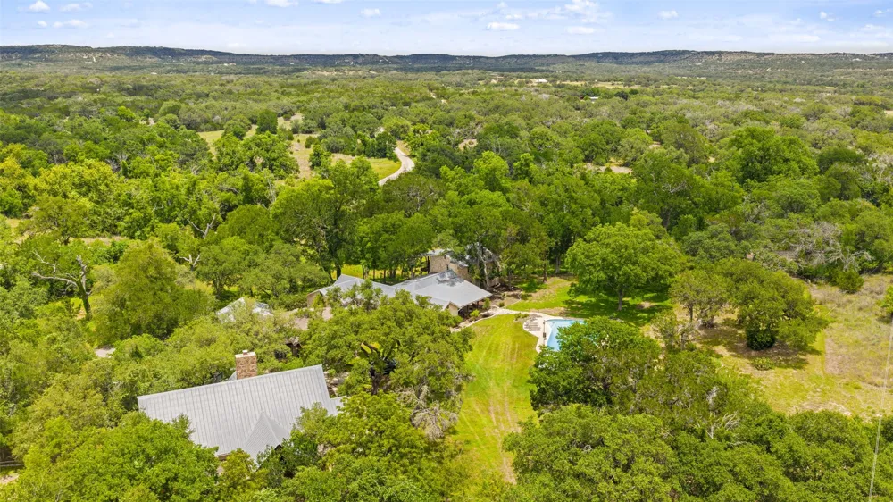 505 Red Corral Ranch Road Wimberley, TX 78676