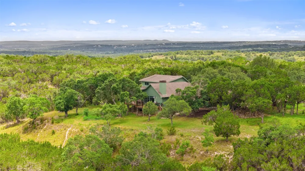 505 Red Corral Ranch Road Wimberley, TX 78676