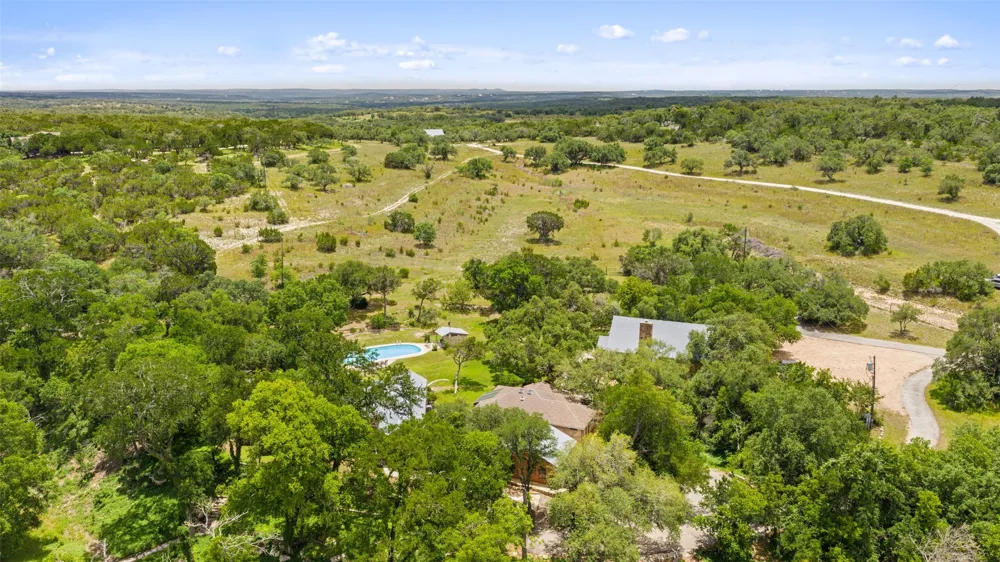 505 Red Corral Ranch Road Wimberley, TX 78676