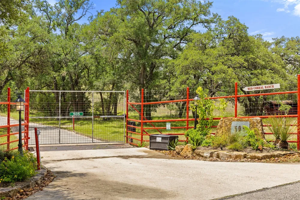 505 Red Corral Ranch Road Wimberley, TX 78676