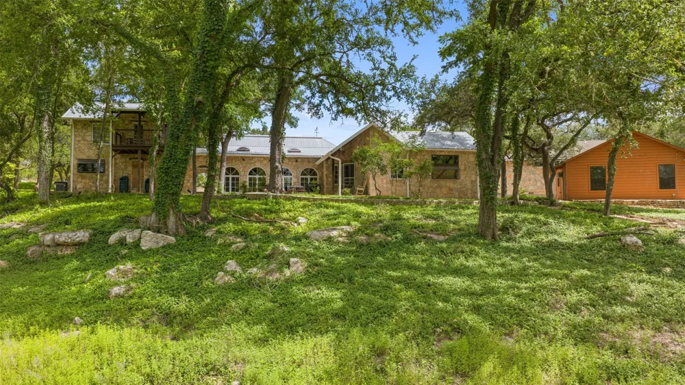 505 Red Corral Ranch Road Wimberley, TX 78676