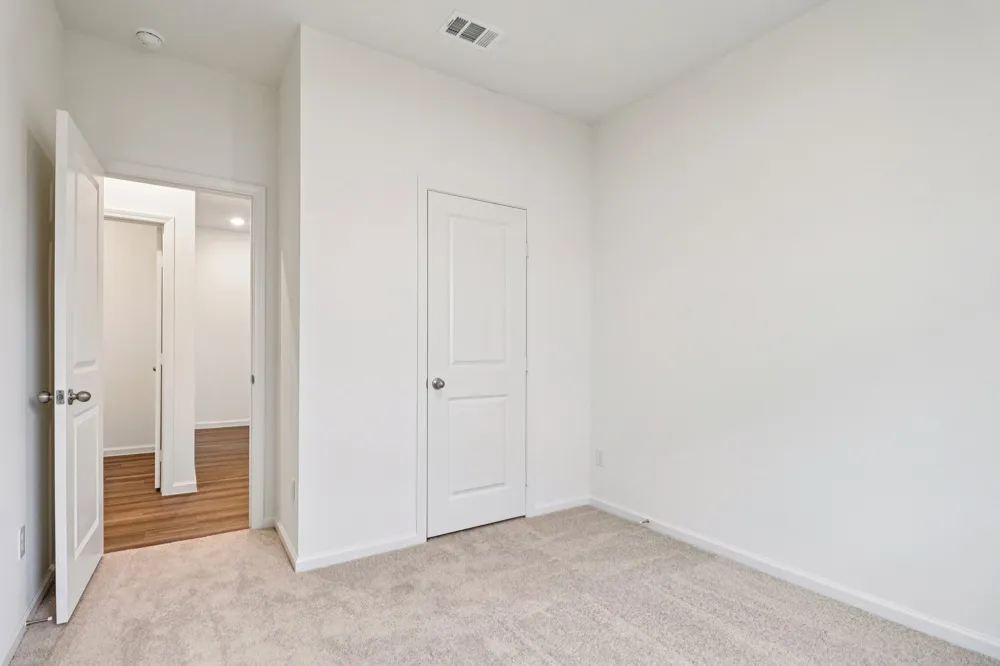 532 Old Western Pass Jarrell, TX 76537