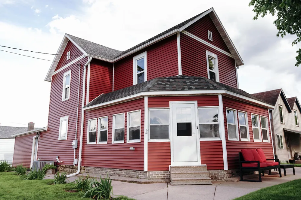 205 E Hudson Street Mondovi, WI 54755