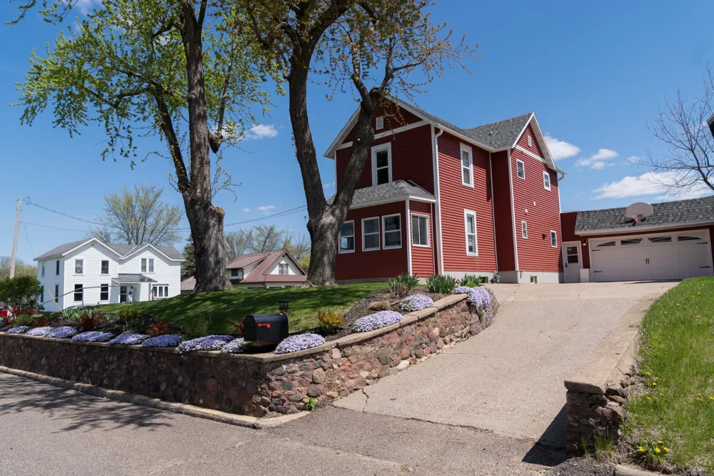 205 E Hudson Street Mondovi, WI 54755
