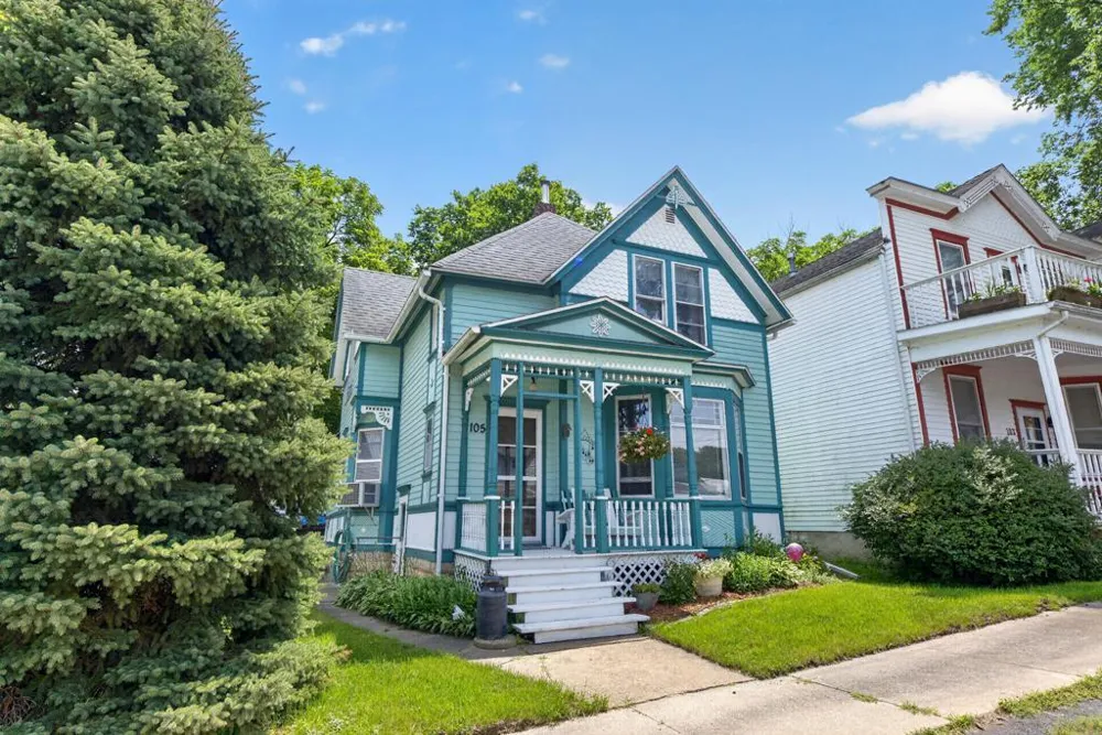 105 Kenilworth Avenue Lanesboro, MN 55949