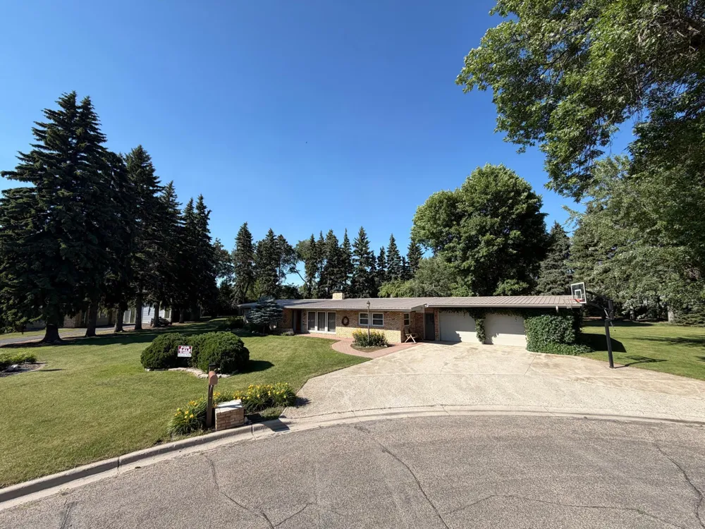 803 Spruce Court Cando, ND 58324