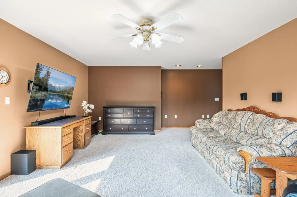 9955 Hall Avenue NE Monticello, MN 55362