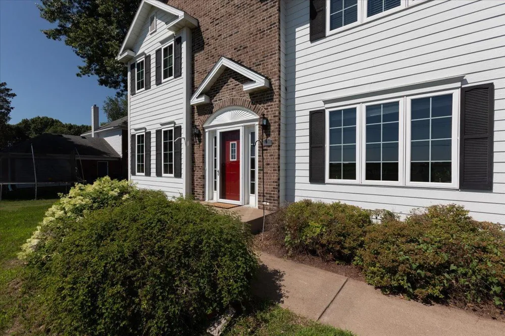 309 Red Cedar Street Menomonie, WI 54751