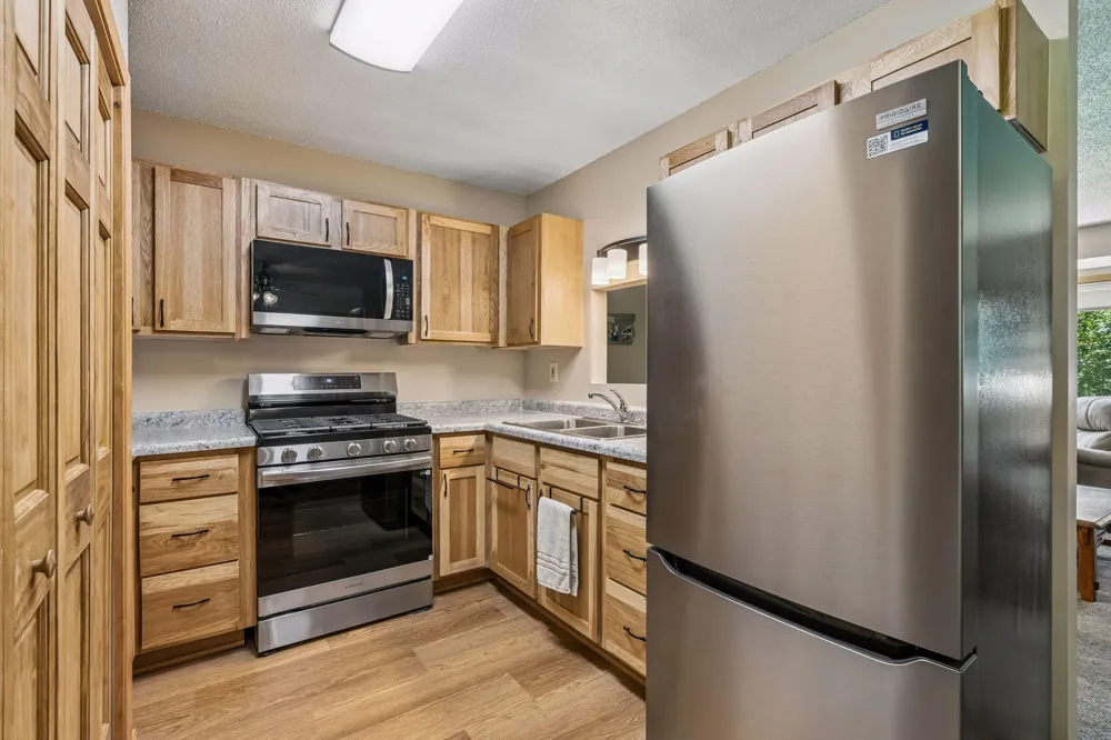 22017 Quincy Street NE Cedar, MN 55011