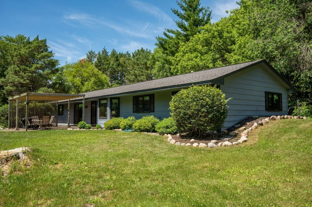 22017 Quincy Street NE Cedar, MN 55011