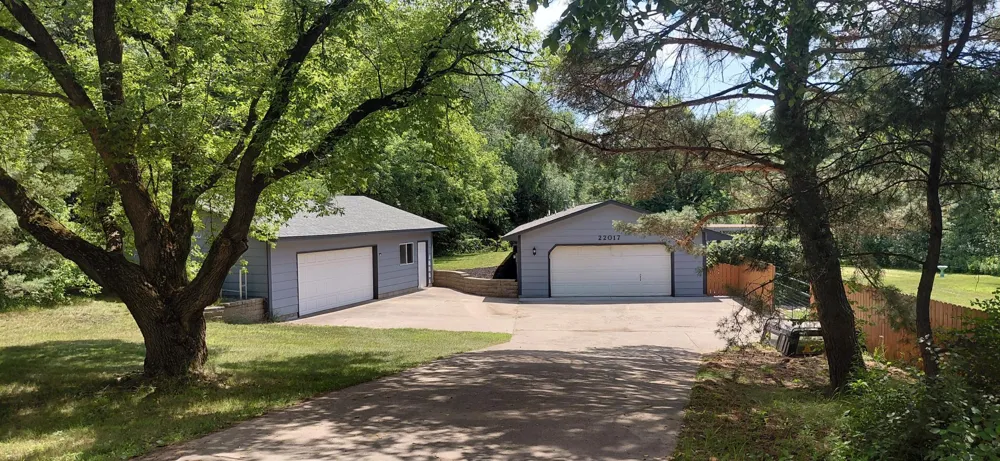 22017 Quincy Street NE Cedar, MN 55011