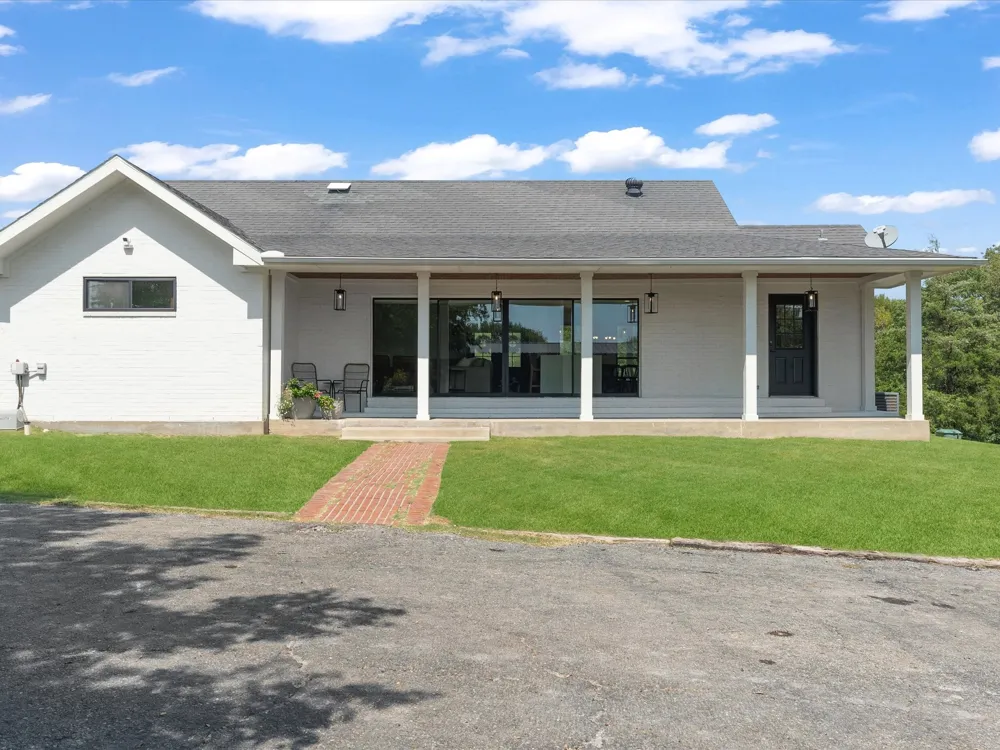 946 Burke Road Gunter, TX 75058
