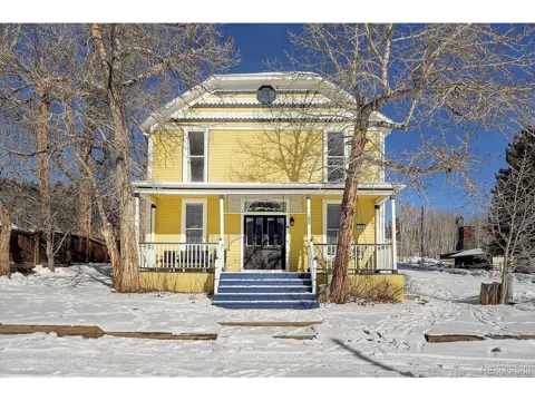 129 Lang Street