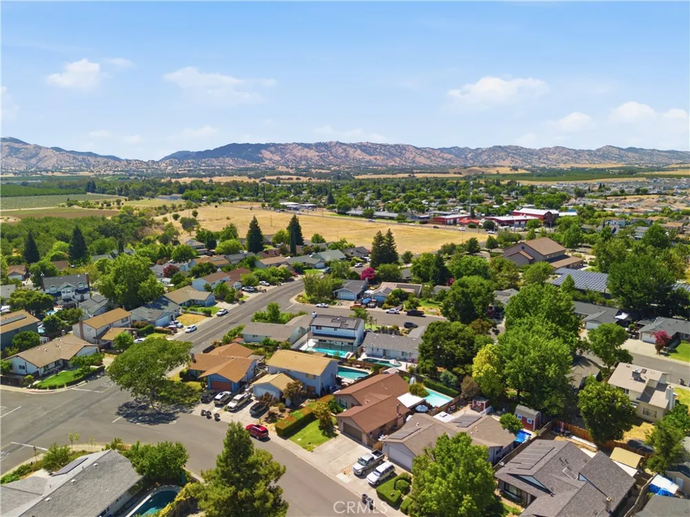 470 Edwards Winters, CA 95694
