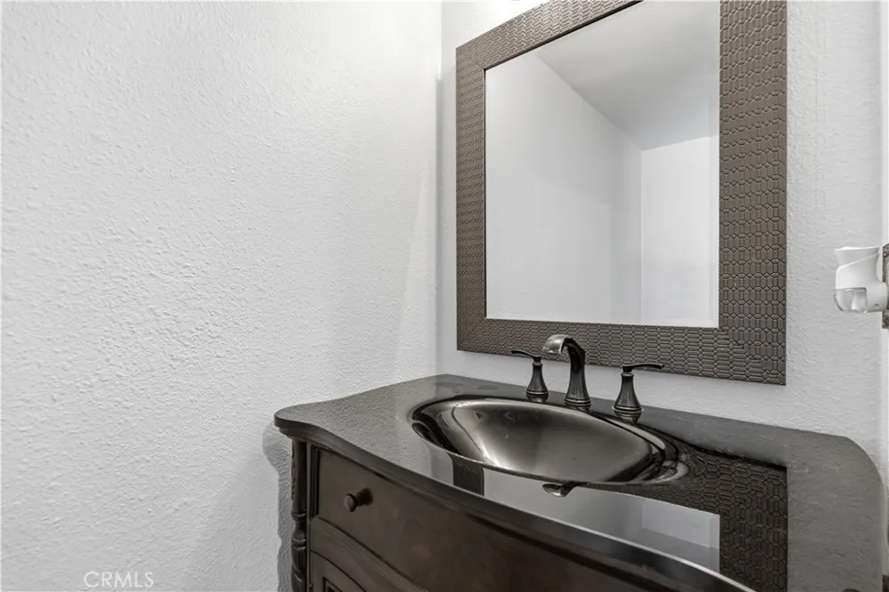 470 Edwards Winters, CA 95694