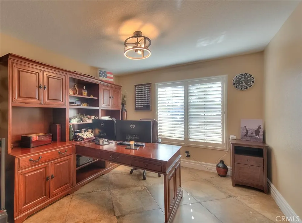 2383 Pacer Norco, CA 92860