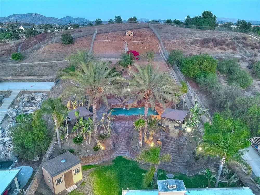 2383 Pacer Norco, CA 92860