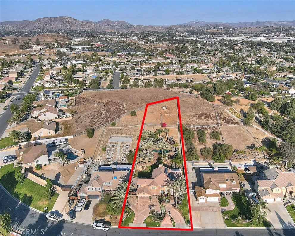 2383 Pacer Norco, CA 92860