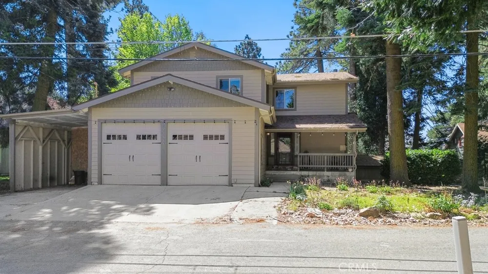 21645 Jobs Peak Road Cedarpines Park, CA 92322