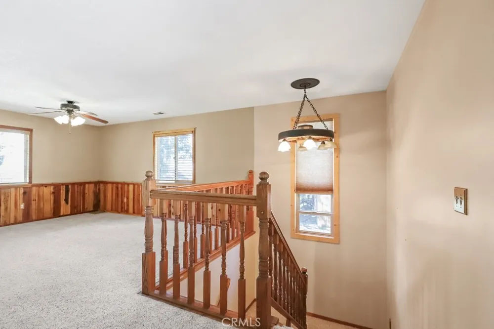 21645 Jobs Peak Road Cedarpines Park, CA 92322